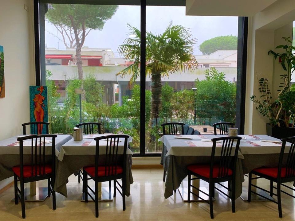 Hotel Logonovo Llido Degli Estensi Eksteriør bilde