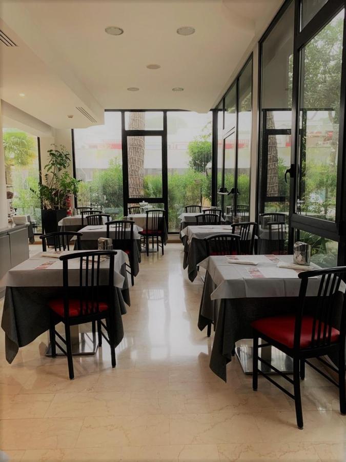Hotel Logonovo Llido Degli Estensi Eksteriør bilde